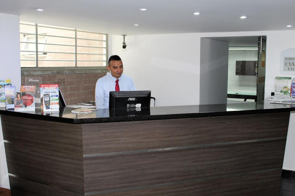 Cyan Suites Poblado By Mde Bnb Medellin Luaran gambar