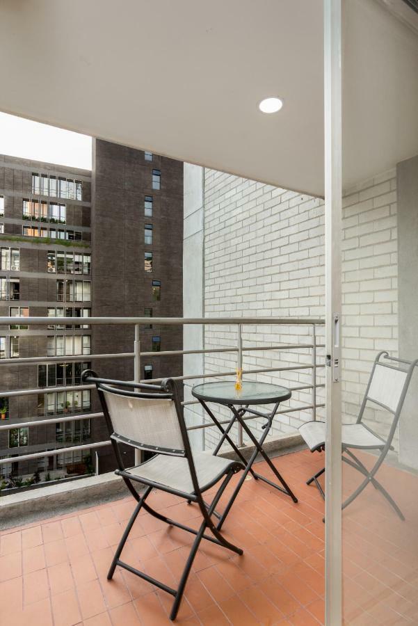Cyan Suites Poblado By Mde Bnb Medellin Luaran gambar